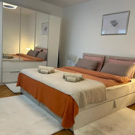 Lugano Naehe Vom Mit Swimmingpool & Sauna Daire